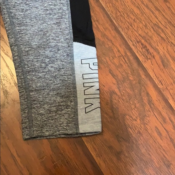 Victoria secret PINK ultimate yoga pants - Picture 2 of 4